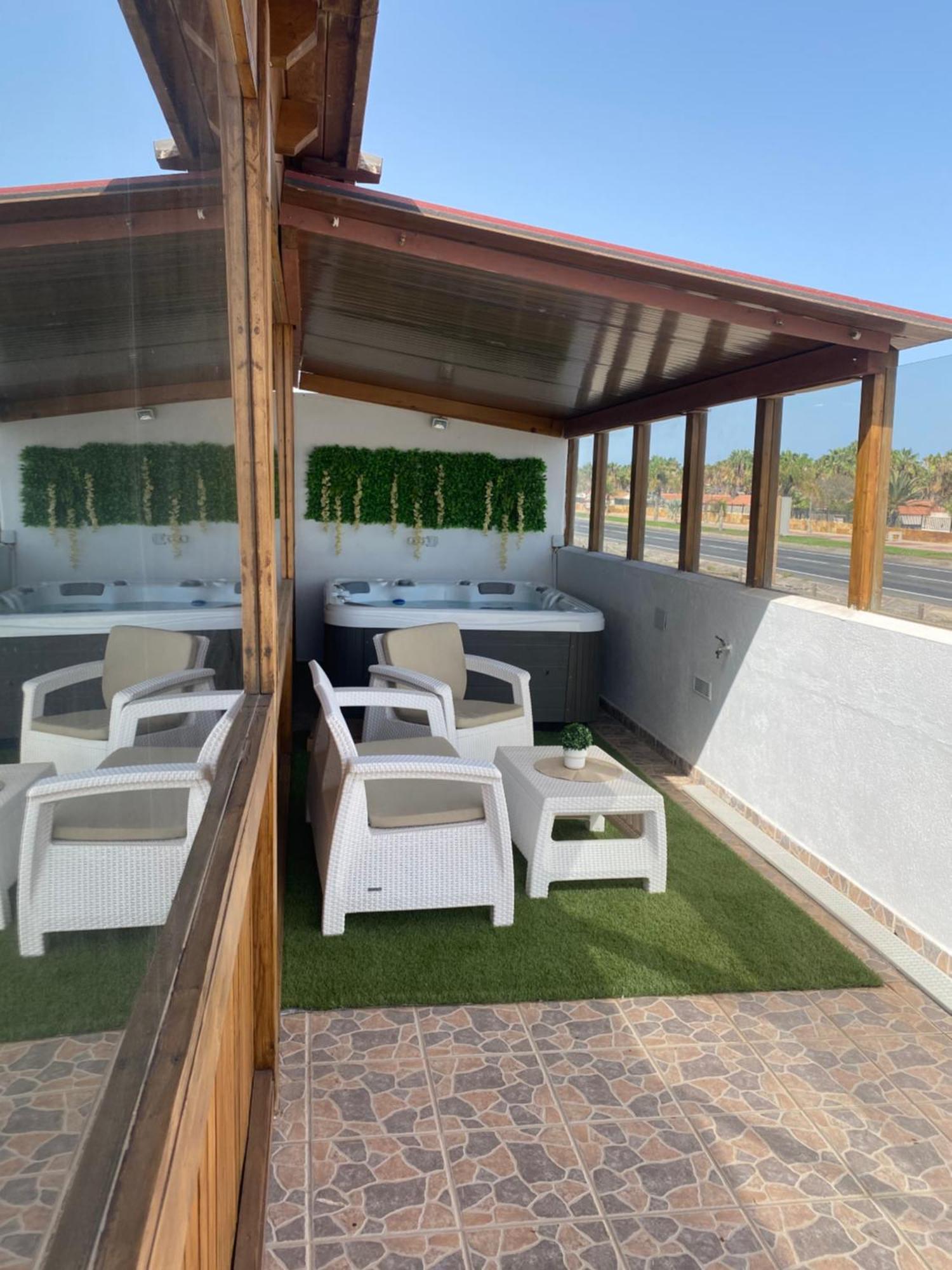 Beach Villa Private Heated Pool กาเลตาเดฟุสเต ภายนอก รูปภาพ